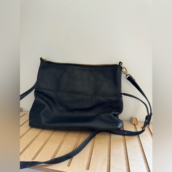 Black Leather Fossil Purse - Picture 5 of 7